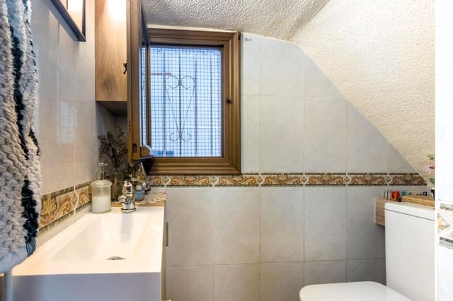 3 soverom Rekkehus til salgs i Playa del Cura, Torrevieja - € 185 000 (Ref: 9871988)