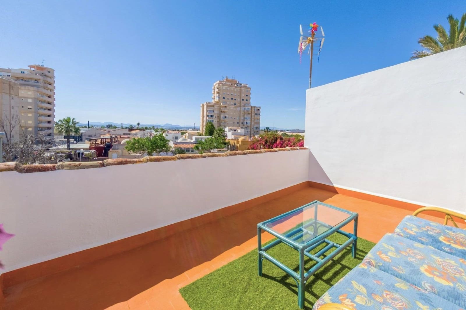 3 soverom Rekkehus til salgs i Torrevieja - € 185 000 (Ref: 9871988)