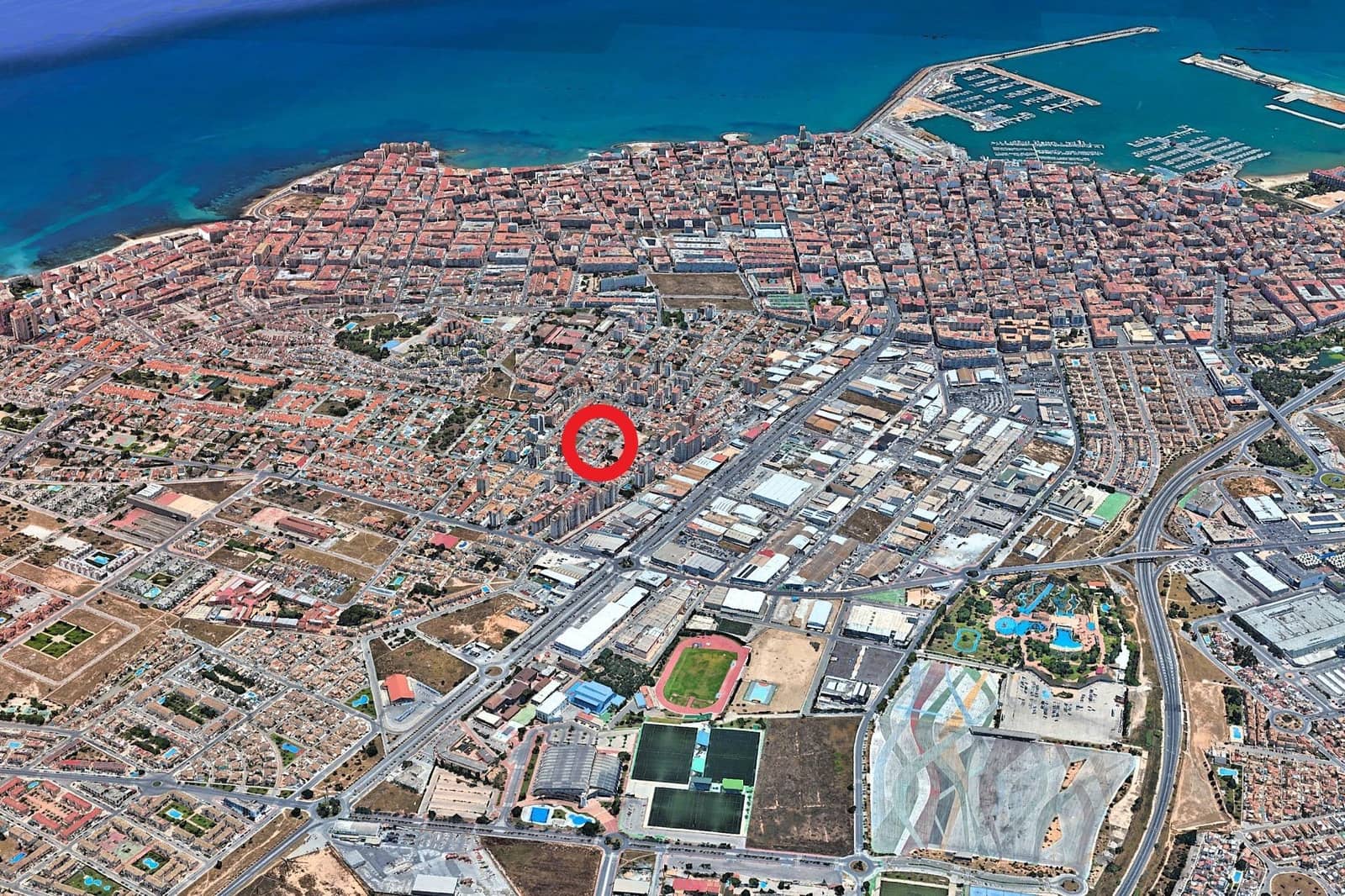 3 soverom Rekkehus til salgs i Torrevieja - € 185 000 (Ref: 9871988)
