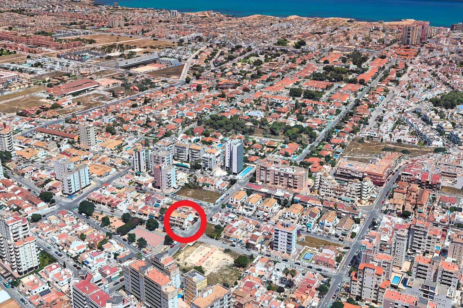 3 soverom Rekkehus til salgs i Torrevieja - € 185 000 (Ref: 9871988)