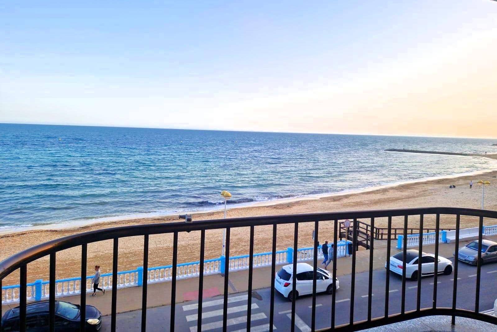 3 quarto Apartamento para venda em Torrevieja com garagem - 350 000 € (Ref: 9871990)