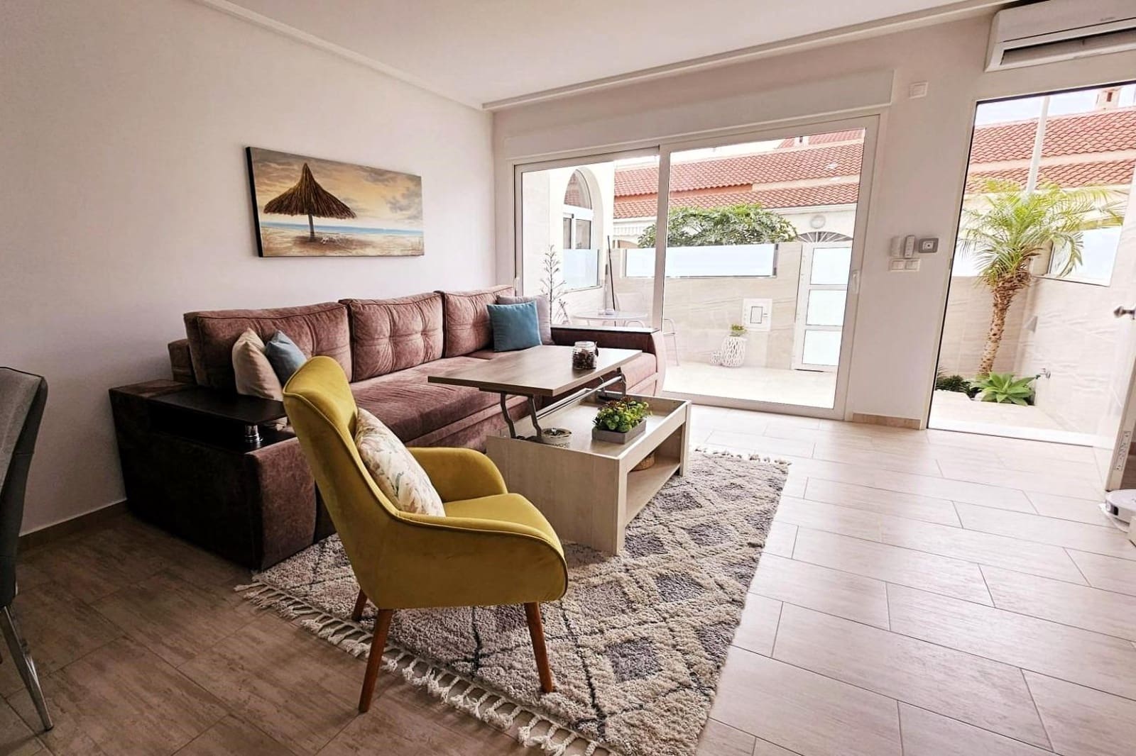 Adosado de 2 habitaciones en El Chaparral en venta - 206.500 € (Ref: 9871991)