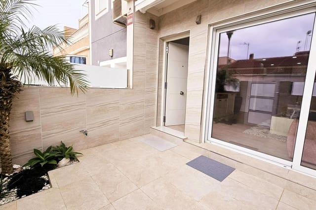 2 soverom Rekkehus til salgs i El Chaparral, Torrevieja - € 206 500 (Ref: 9871991)