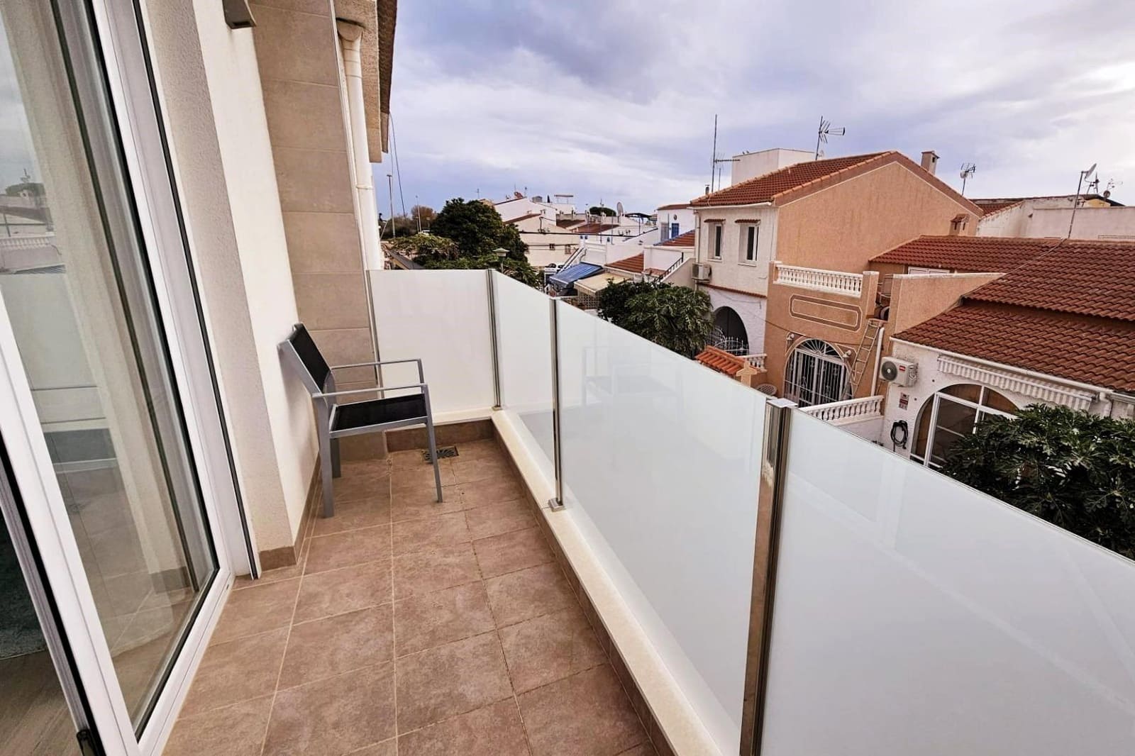Adosado de 2 habitaciones en El Chaparral en venta - 206.500 € (Ref: 9871991)