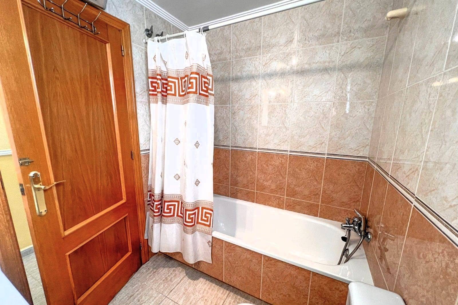 3 camera da letto Attico in vendita in Torrevieja con garage - 265.000 € (Rif: 9871992)