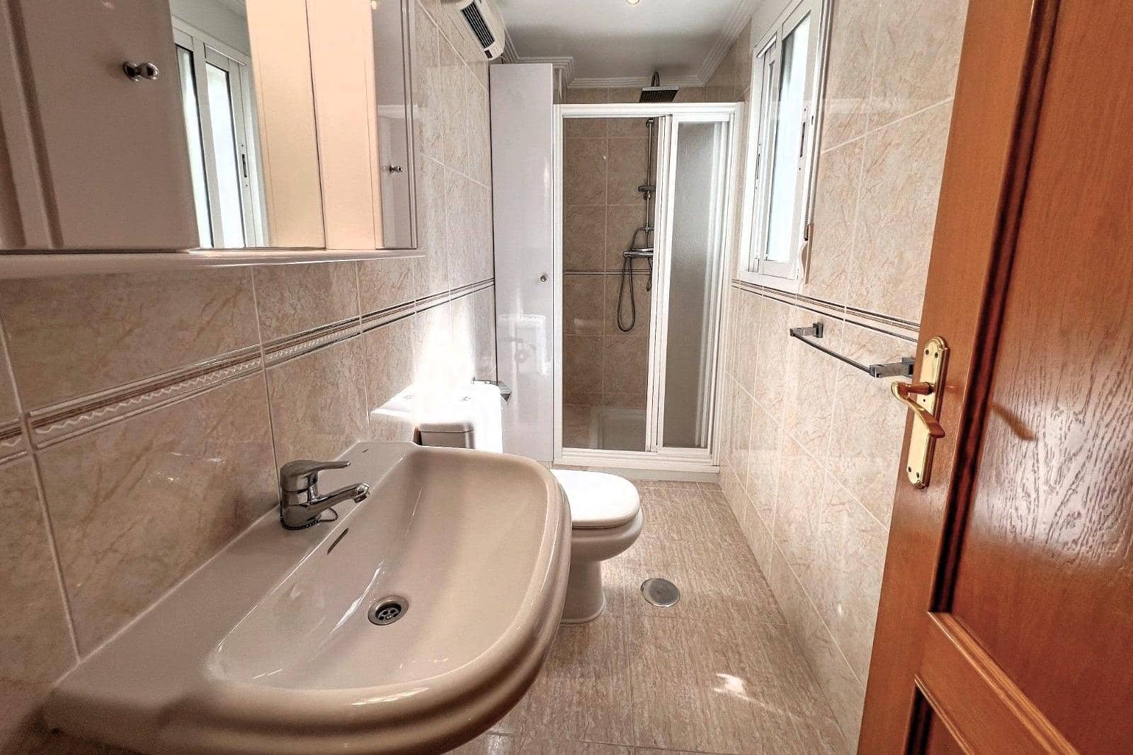 3 camera da letto Attico in vendita in Torrevieja con garage - 265.000 € (Rif: 9871992)