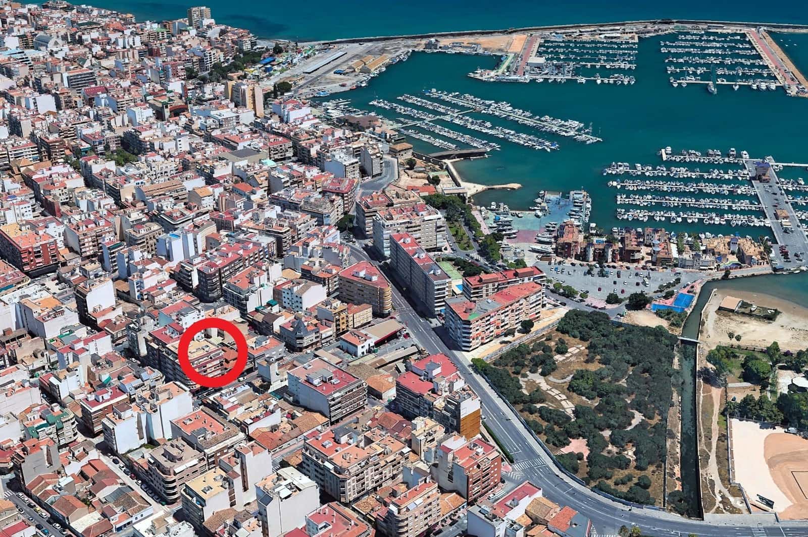 3 camera da letto Attico in vendita in Torrevieja con garage - 265.000 € (Rif: 9871992)