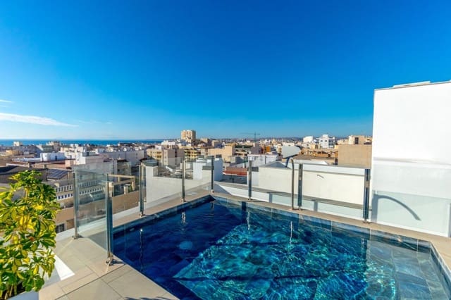 Apartamento de 2 habitaciones en Las Piscinas Naturales, Torrevieja en venta con piscina - 249.900 € (Ref: 9871993)