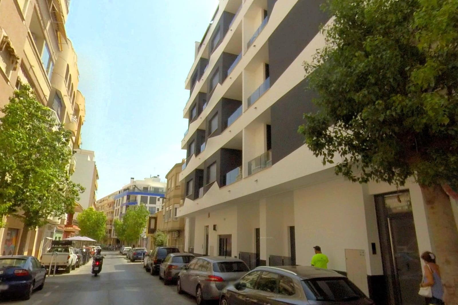 Apartamento de 2 habitaciones en Torrevieja en venta con piscina - 249.900 € (Ref: 9871993)