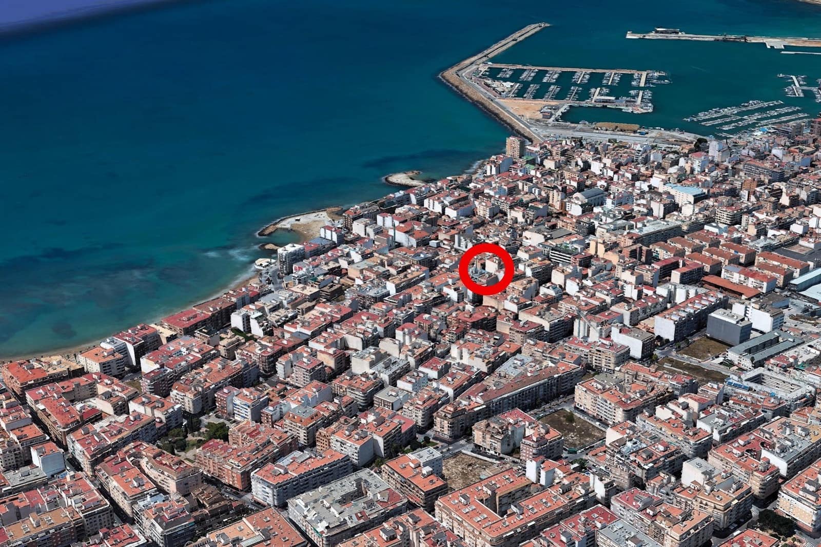 Apartamento de 2 habitaciones en Torrevieja en venta con piscina - 249.900 € (Ref: 9871993)