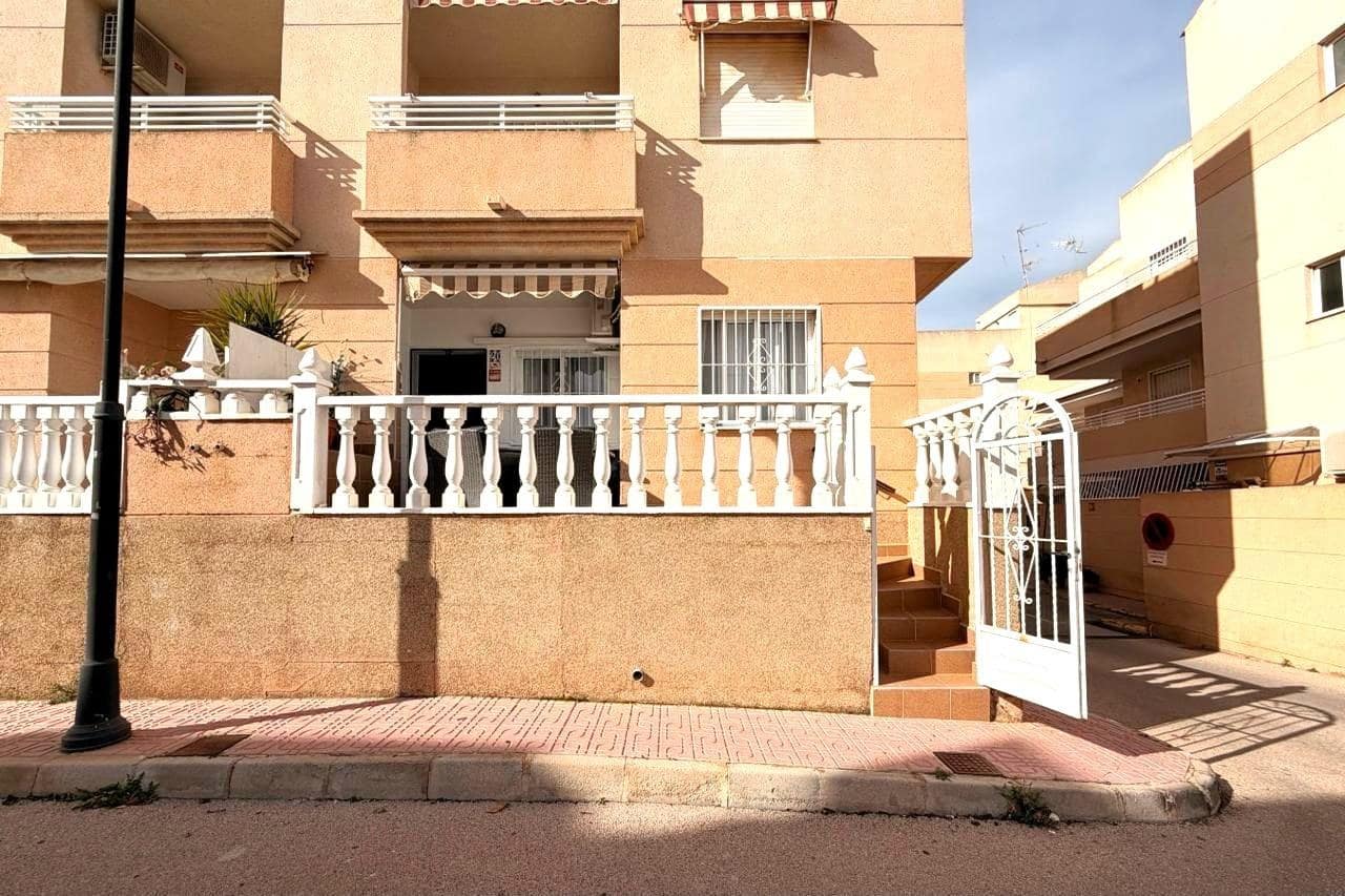 2 camera da letto Appartamento in vendita in Torrevieja con piscina - 160.000 € (Rif: 9871995)
