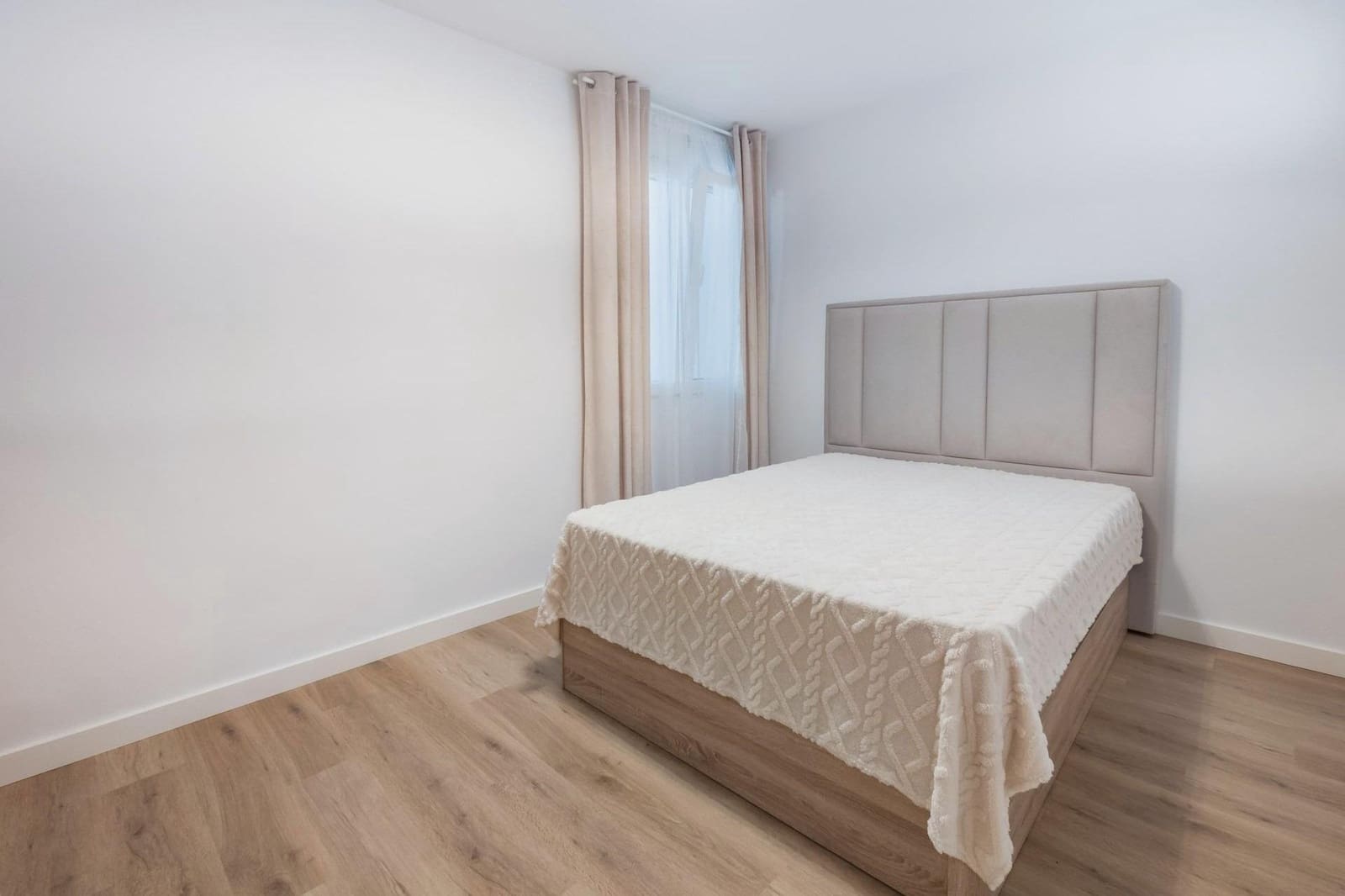 3 makuuhuone Kattohuoneisto myytävänä paikassa Torrevieja - 300 000 € (Ref: 9871996)
