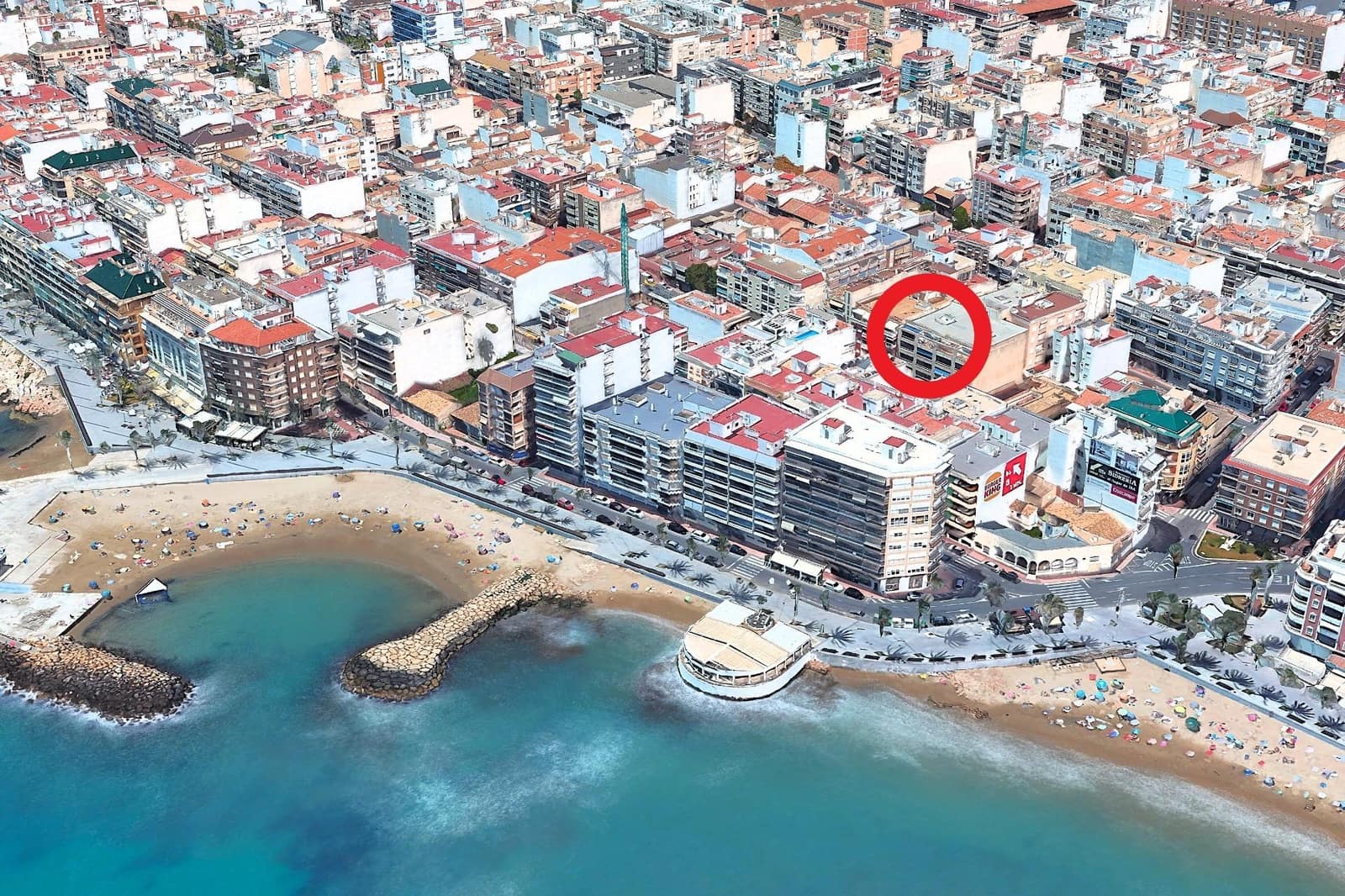 3 makuuhuone Kattohuoneisto myytävänä paikassa Torrevieja - 300 000 € (Ref: 9871996)