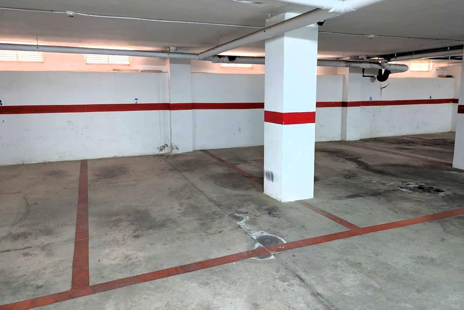 Apartamento de 2 habitaciones en Torrevieja en venta con garaje - 159.990 € (Ref: 9873482)