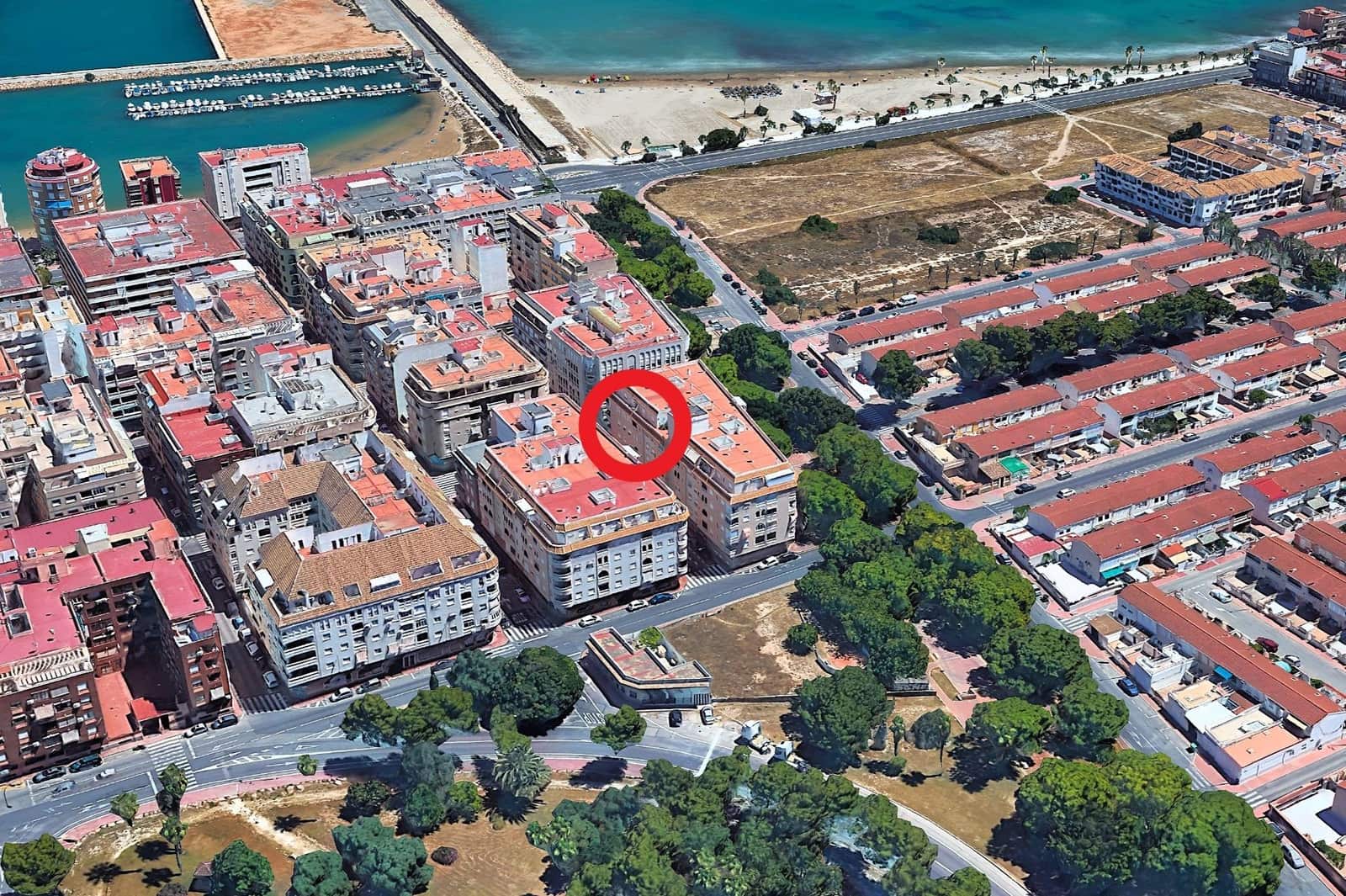 Apartamento de 2 habitaciones en Torrevieja en venta con garaje - 159.990 € (Ref: 9873482)