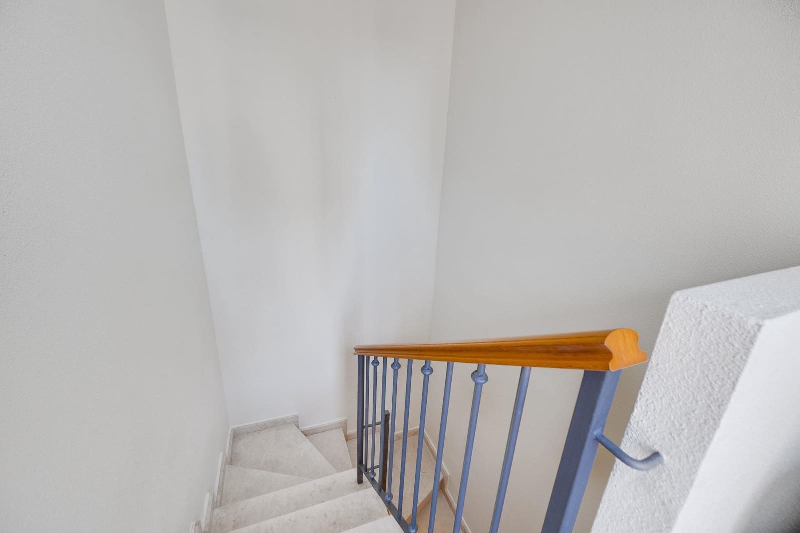 3 Zimmer Reihenhaus zu verkaufen in La Veleta mit Pool - 215.000 € (Ref: 9876392)