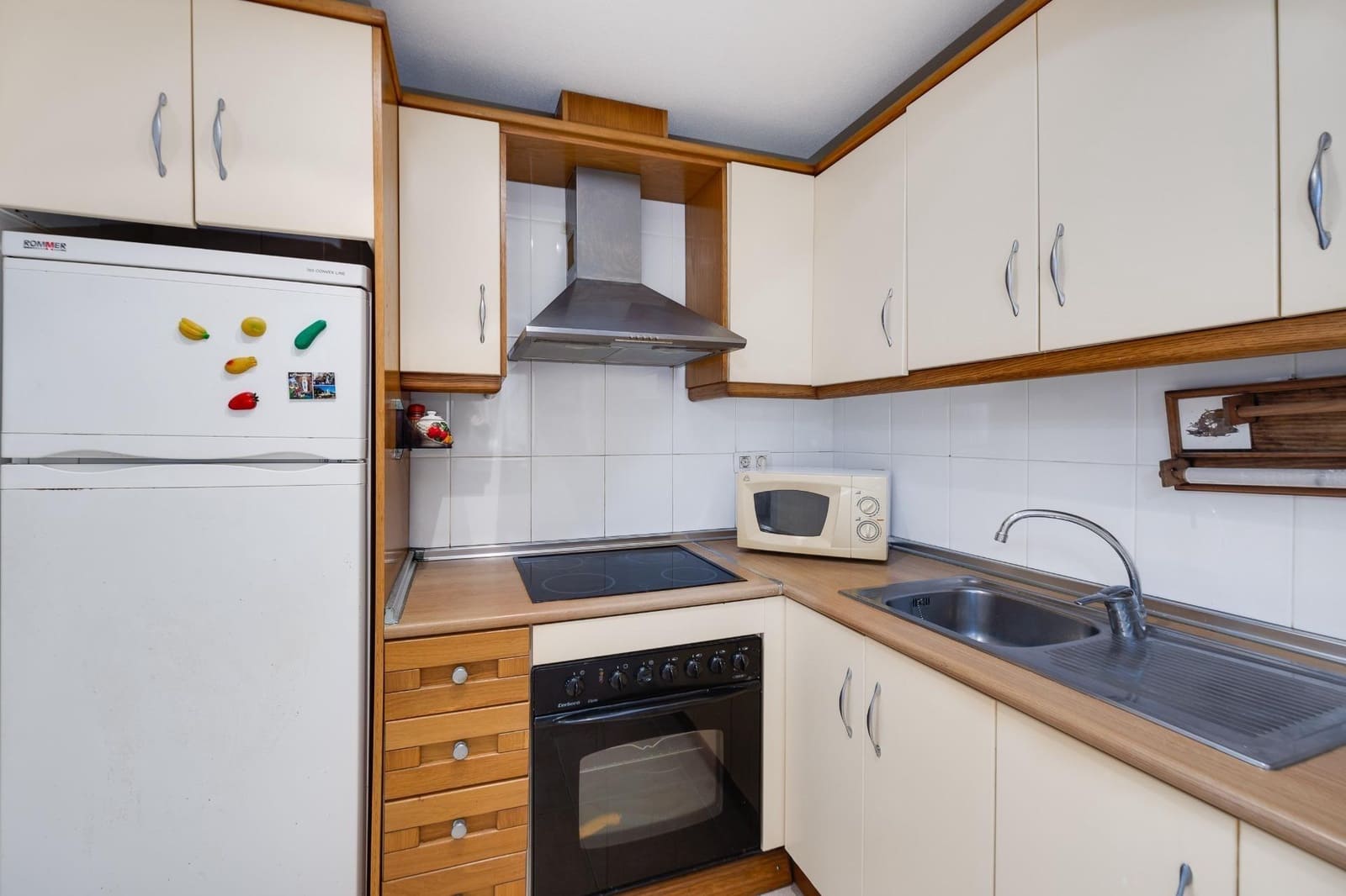 3 Zimmer Reihenhaus zu verkaufen in La Veleta mit Pool - 215.000 € (Ref: 9876392)