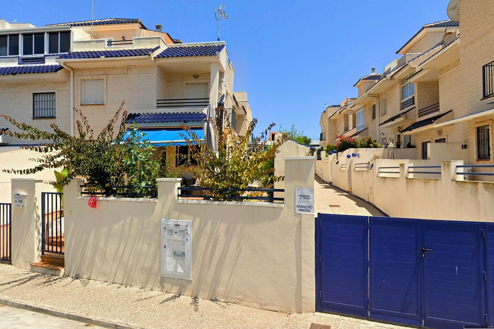 3 Zimmer Reihenhaus zu verkaufen in La Veleta mit Pool - 215.000 € (Ref: 9876392)