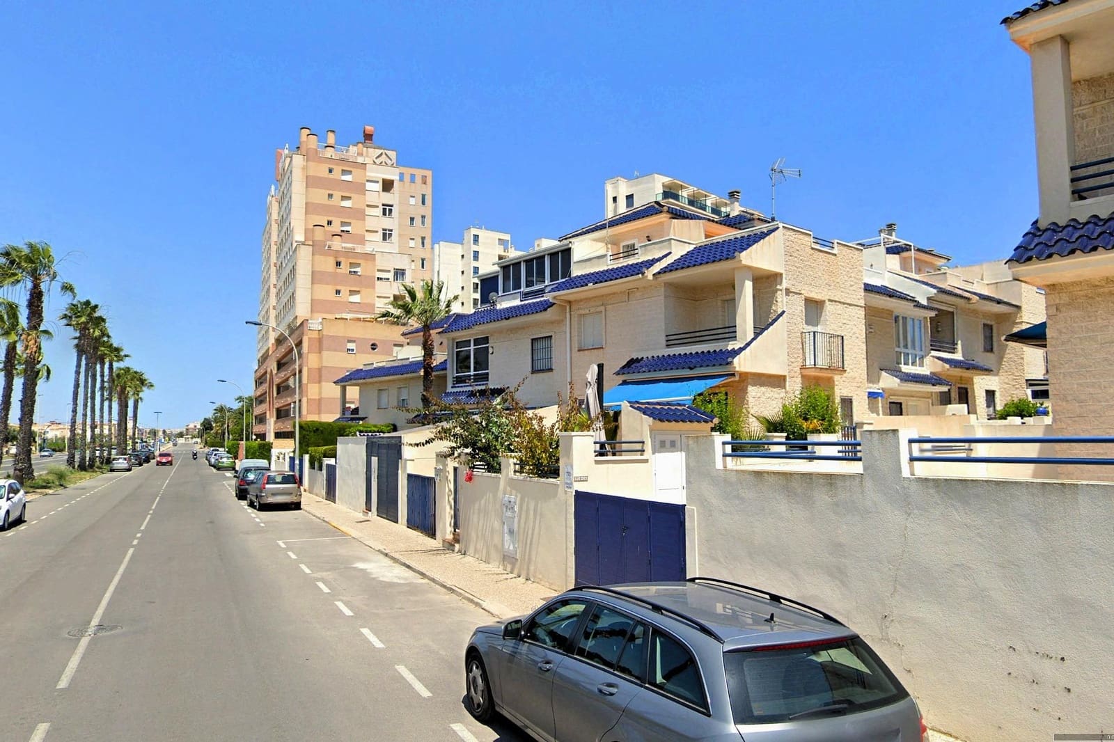 3 Zimmer Reihenhaus zu verkaufen in La Veleta mit Pool - 215.000 € (Ref: 9876392)