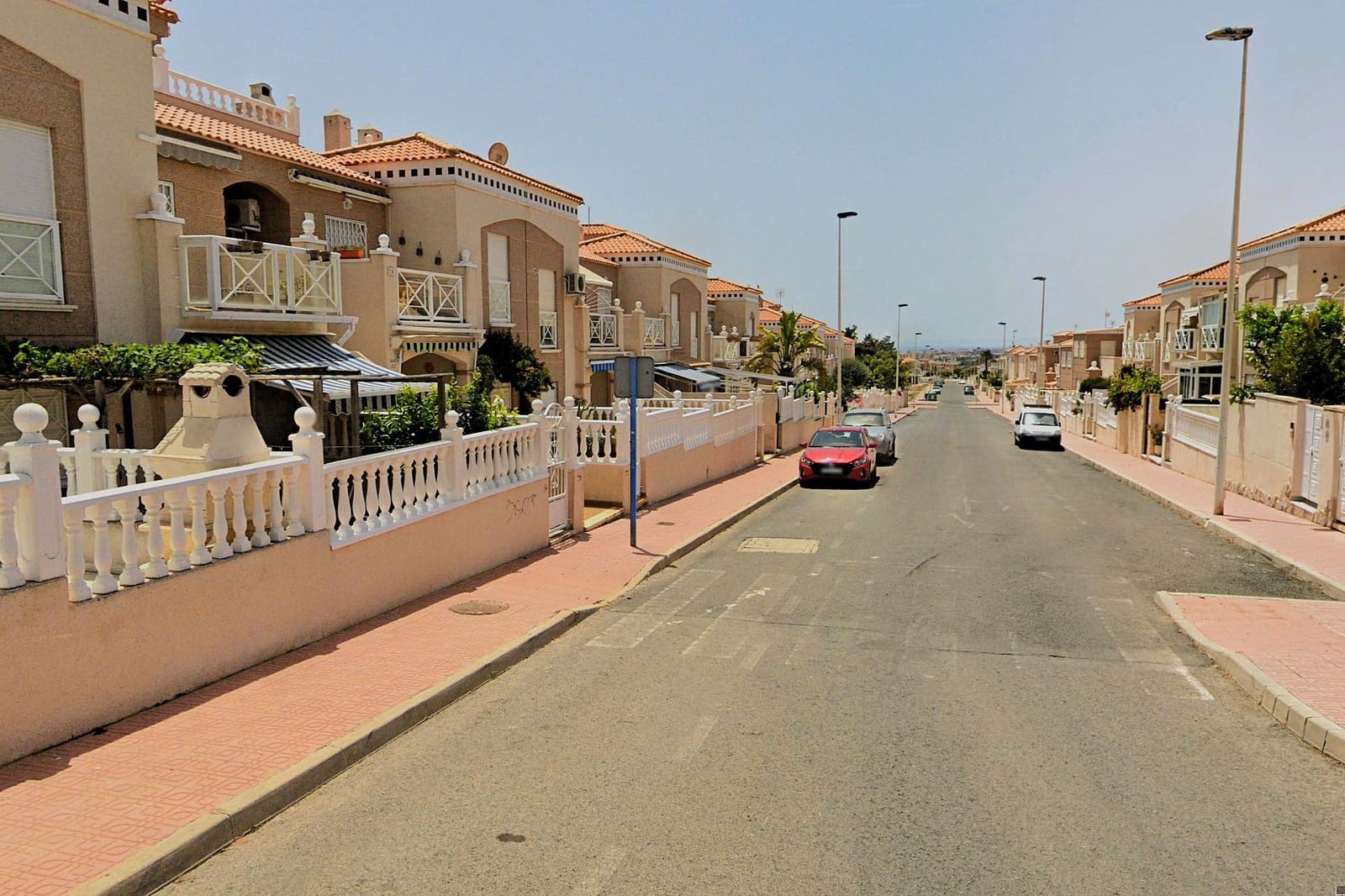 Apartamento de 2 habitaciones en Torrevieja en venta con piscina - 179.900 € (Ref: 9878774)
