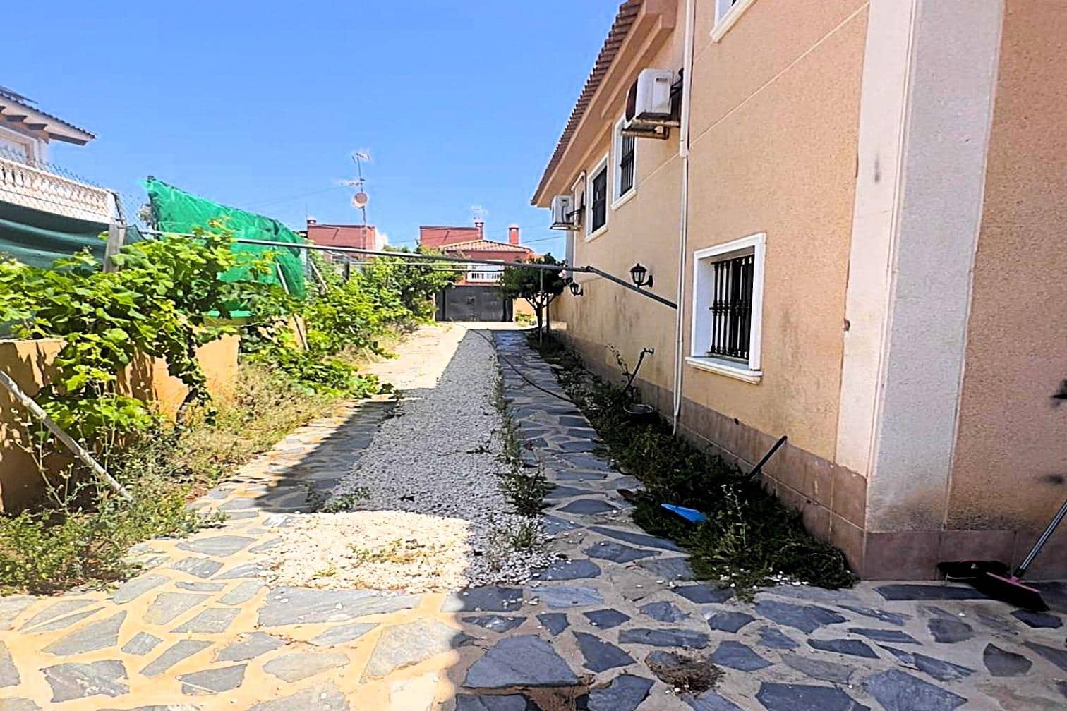 3 quarto Moradia Geminada para venda em Aguas Nuevas com garagem - 425 000 € (Ref: 9884769)