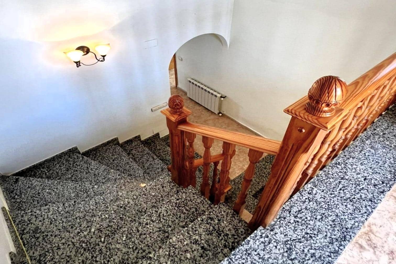 3 quarto Moradia Geminada para venda em Aguas Nuevas com garagem - 425 000 € (Ref: 9884769)