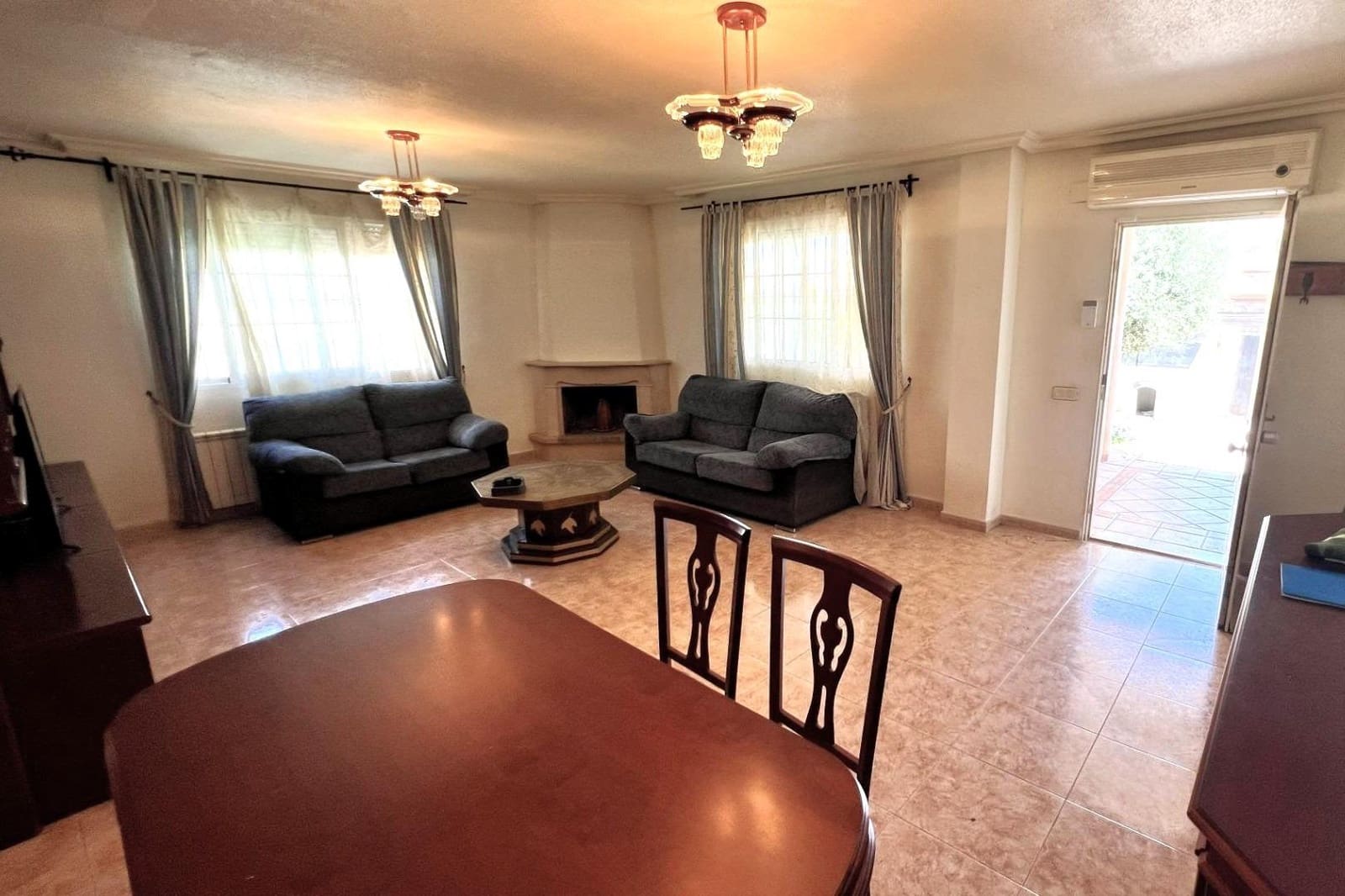 3 quarto Moradia Geminada para venda em Aguas Nuevas com garagem - 425 000 € (Ref: 9884769)