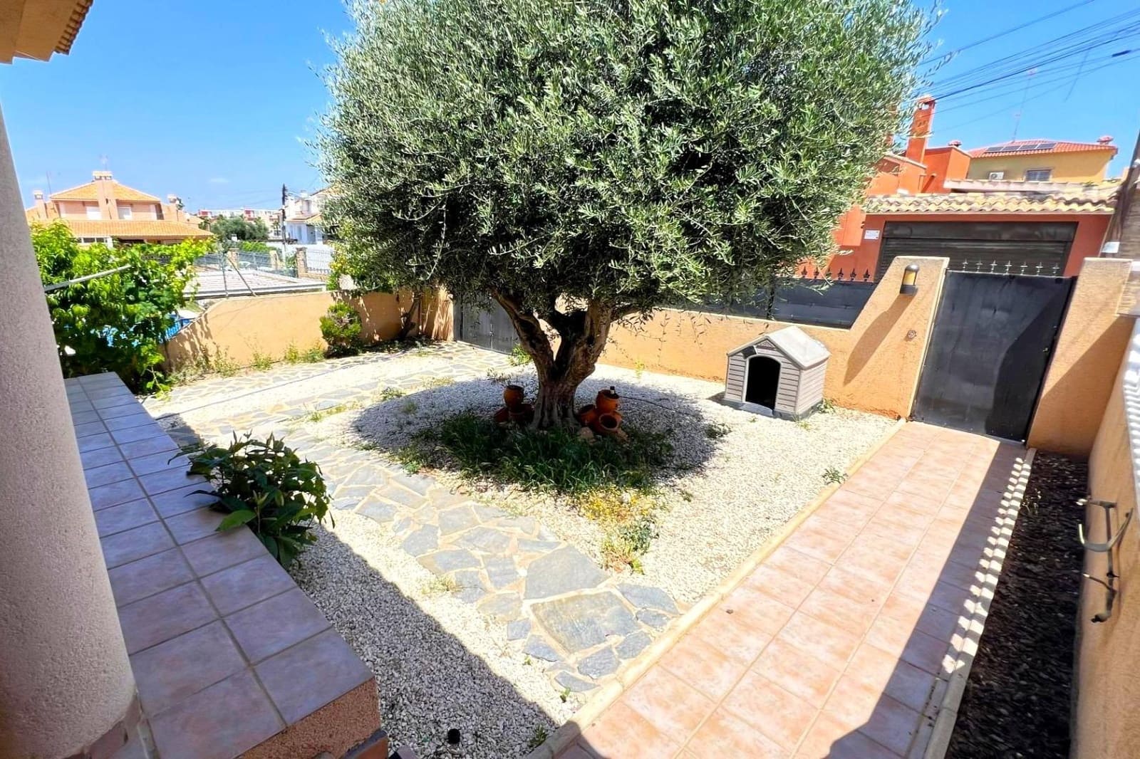 3 quarto Moradia Geminada para venda em Aguas Nuevas com garagem - 425 000 € (Ref: 9884769)