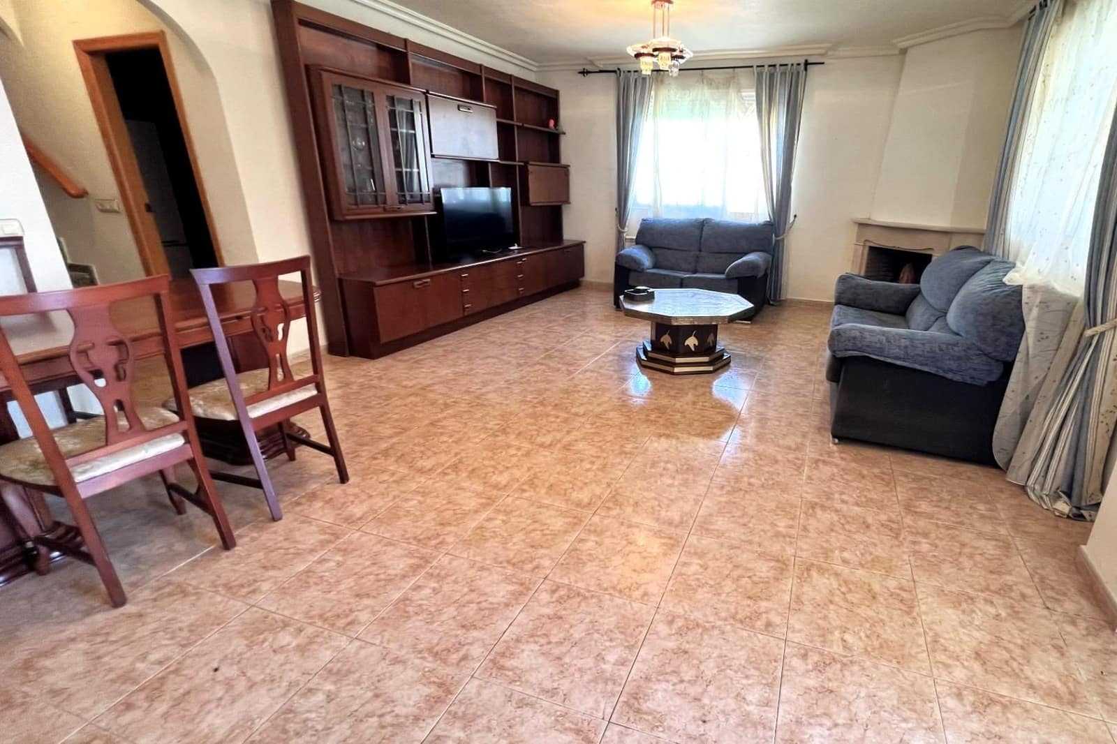 3 quarto Moradia Geminada para venda em Aguas Nuevas com garagem - 425 000 € (Ref: 9884769)