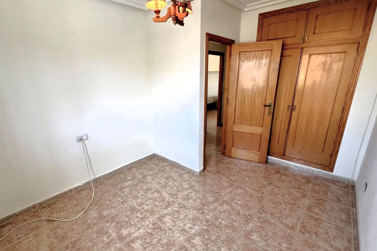 3 quarto Moradia Geminada para venda em Aguas Nuevas com garagem - 425 000 € (Ref: 9884769)