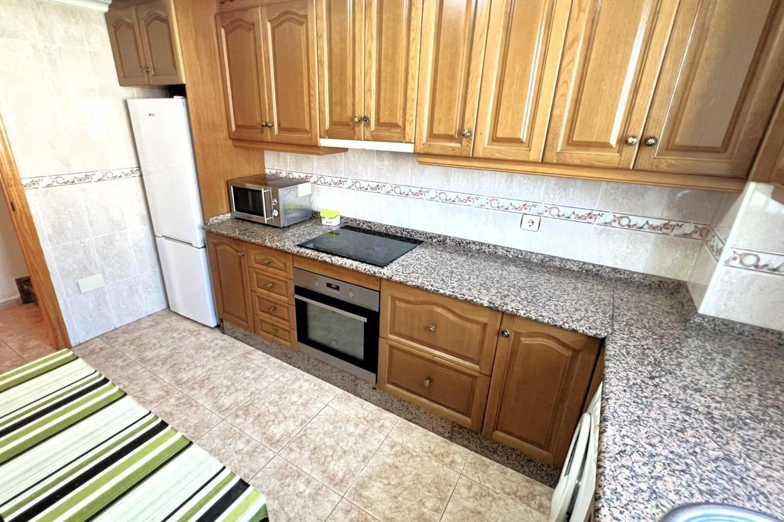 3 quarto Moradia Geminada para venda em Aguas Nuevas com garagem - 425 000 € (Ref: 9884769)