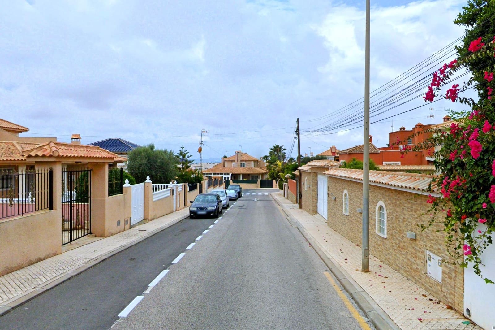 3 quarto Moradia Geminada para venda em Aguas Nuevas com garagem - 425 000 € (Ref: 9884769)