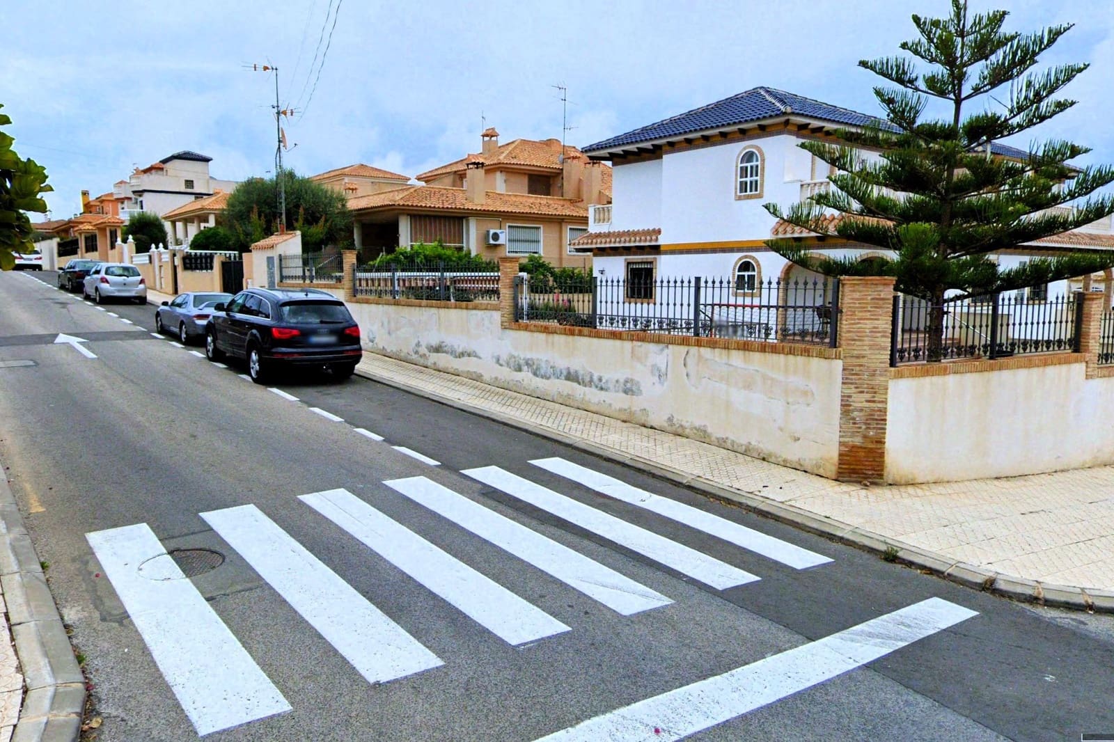 3 quarto Moradia Geminada para venda em Aguas Nuevas com garagem - 425 000 € (Ref: 9884769)