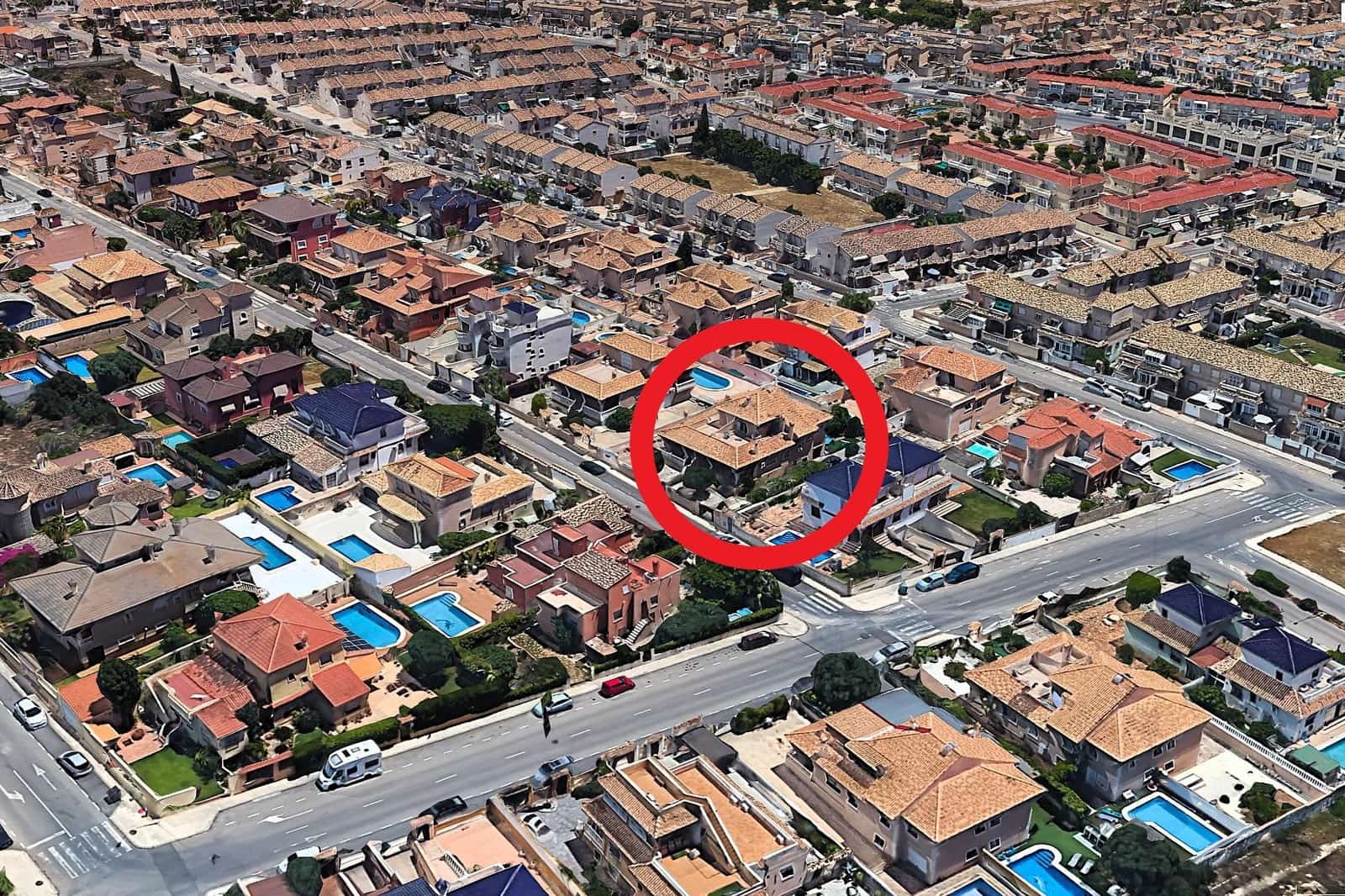 3 quarto Moradia Geminada para venda em Aguas Nuevas com garagem - 425 000 € (Ref: 9884769)