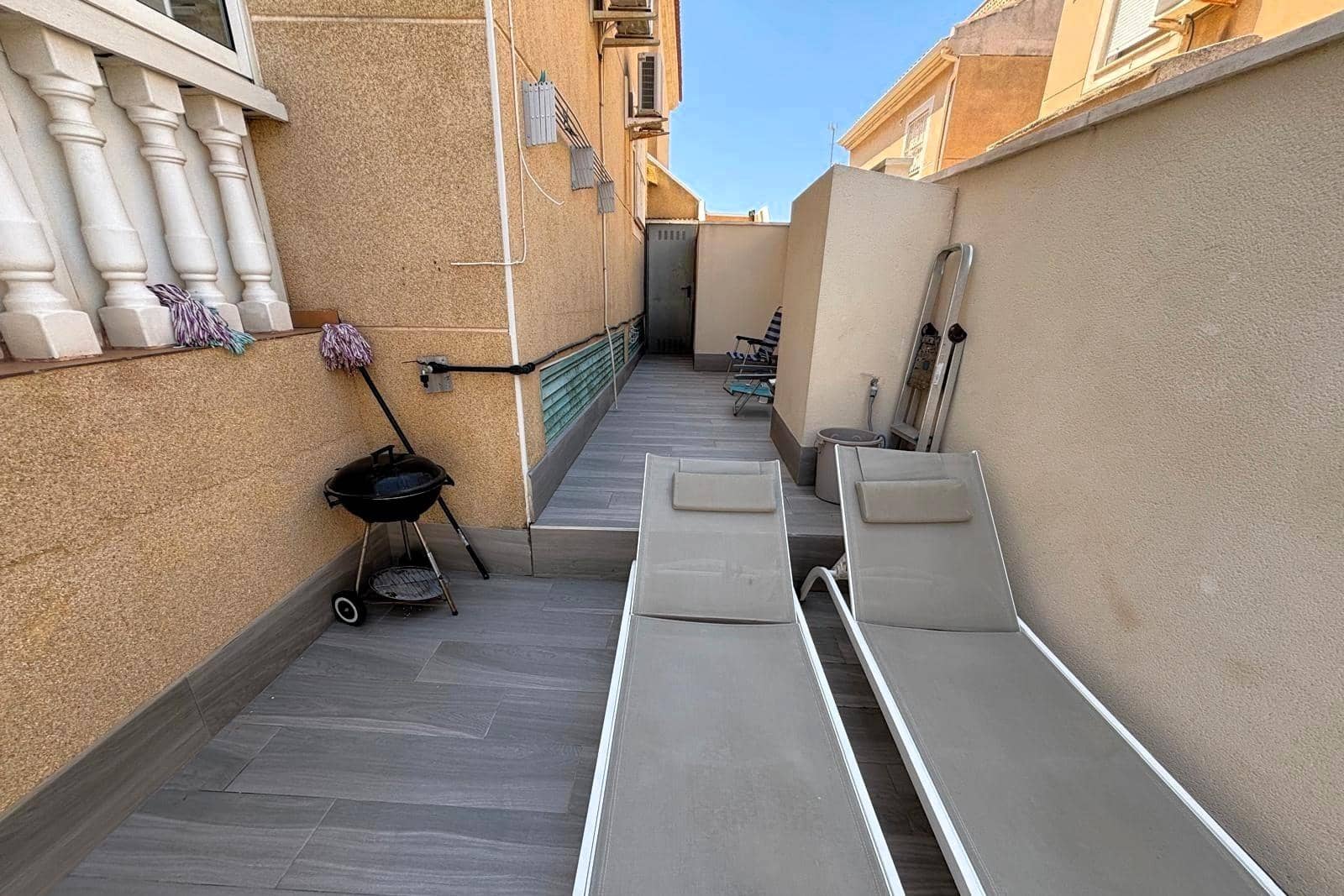 2 makuuhuone Huoneisto myytävänä paikassa Aguas Nuevas mukana uima-altaan - 169 900 € (Ref: 9884770)