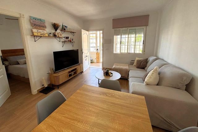 2 slaapkamer Appartement te koop in Aguas Nuevas, Torrevieja met zwembad - € 169.900 (Ref: 9884770)