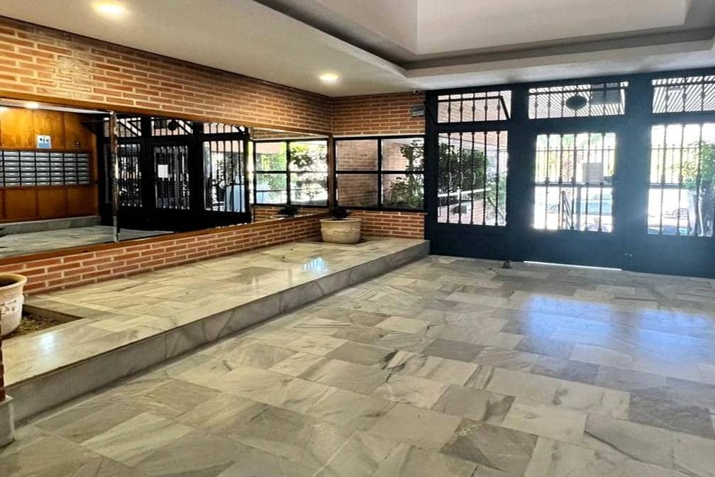 1 quarto Apartamento para venda em Torrevieja com piscina - 118 000 € (Ref: 9888106)