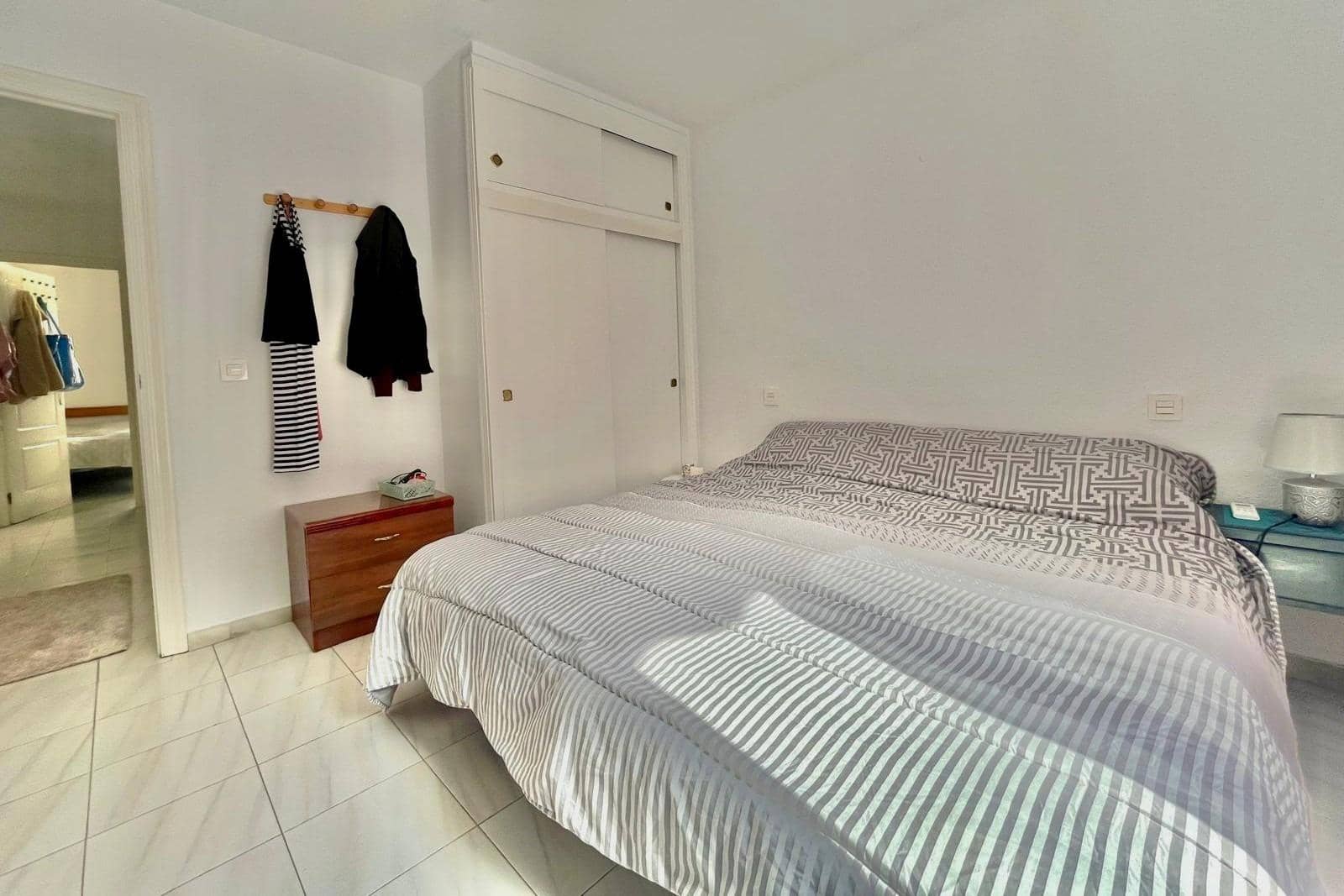 2 sypialnia Penthouse na sprzedaż w Torrevieja - 143 000 € (Ref: 9890356)