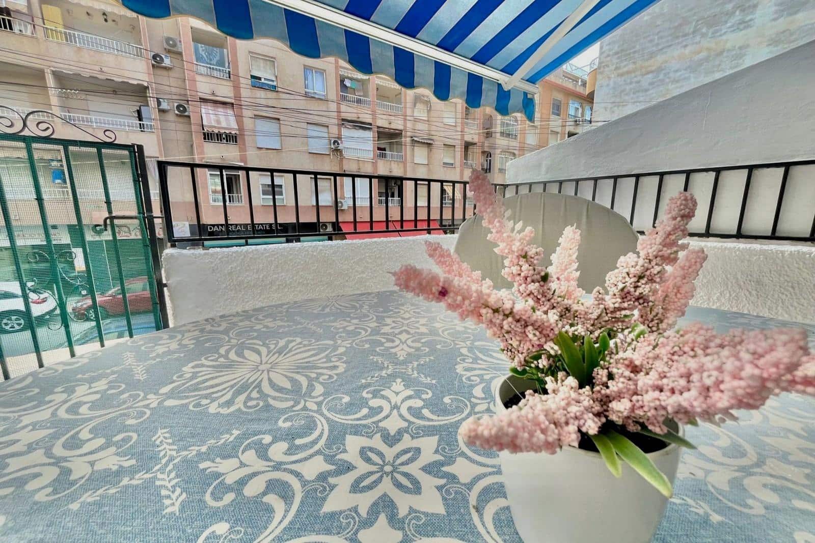 2 sypialnia Penthouse na sprzedaż w Torrevieja - 143 000 € (Ref: 9890356)