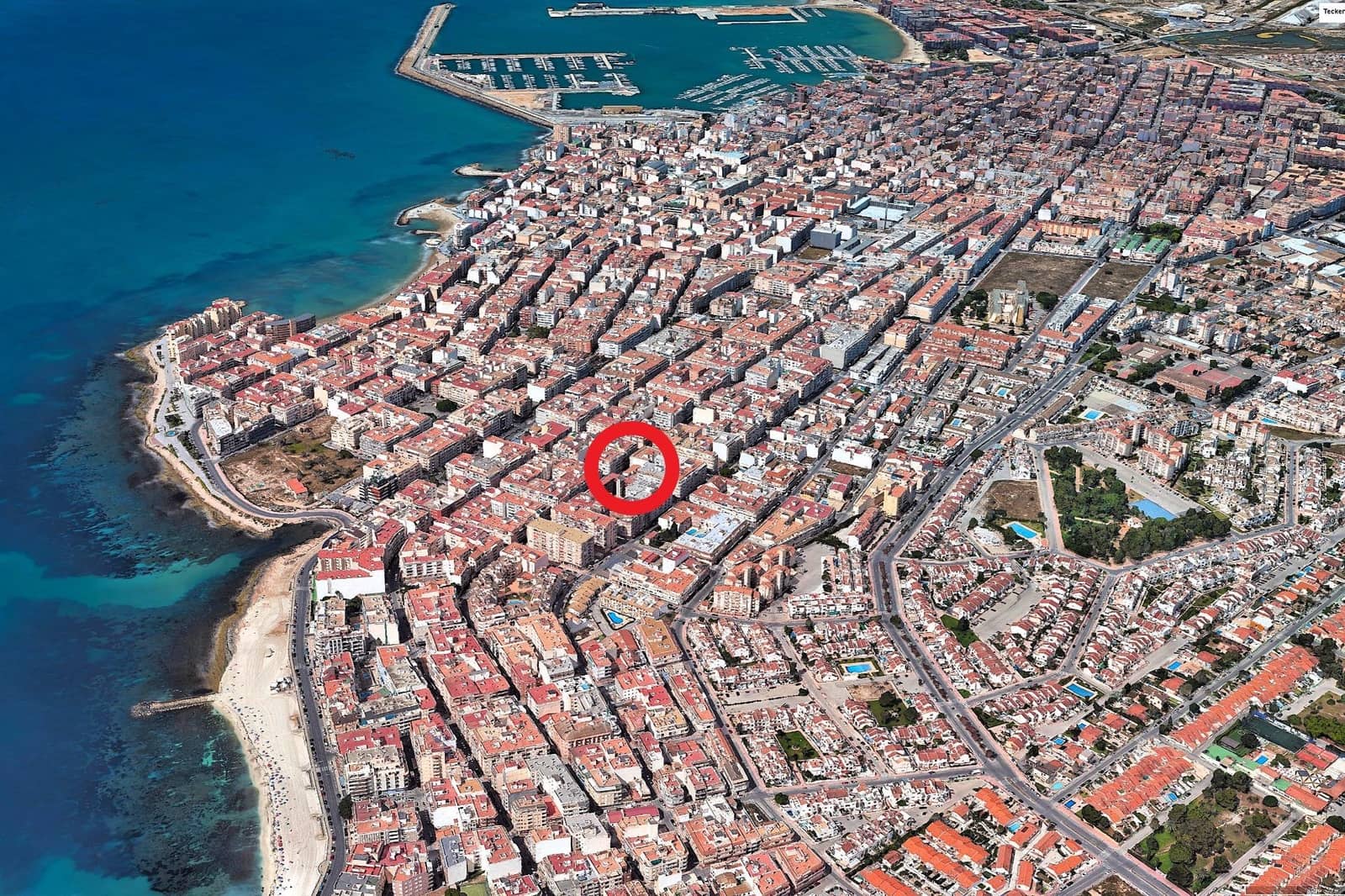 2 sypialnia Penthouse na sprzedaż w Torrevieja - 143 000 € (Ref: 9890356)