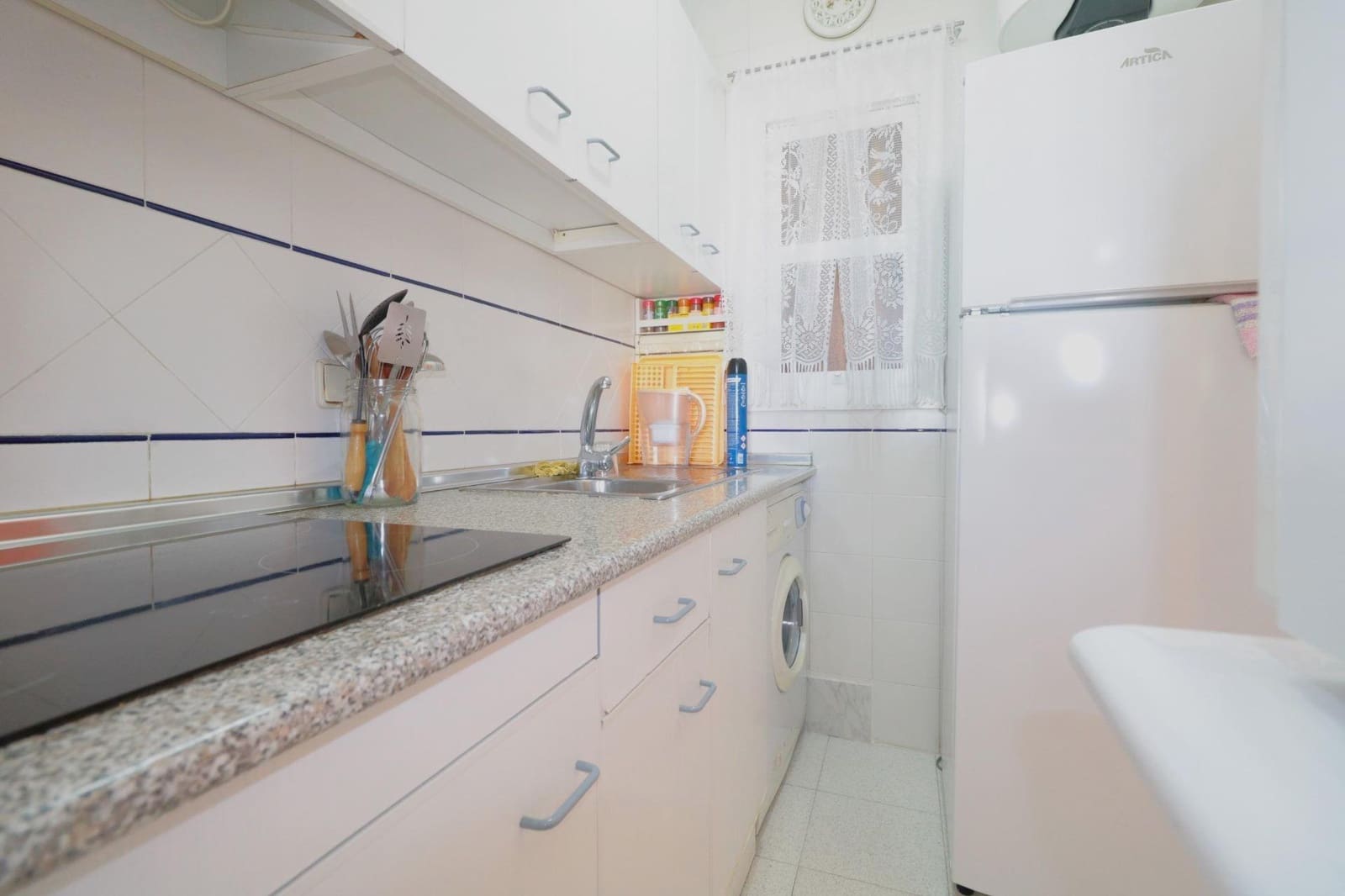 2 soverom Leilighet til salgs i Torrevieja med svømmebasseng - € 134 000 (Ref: 9892322)