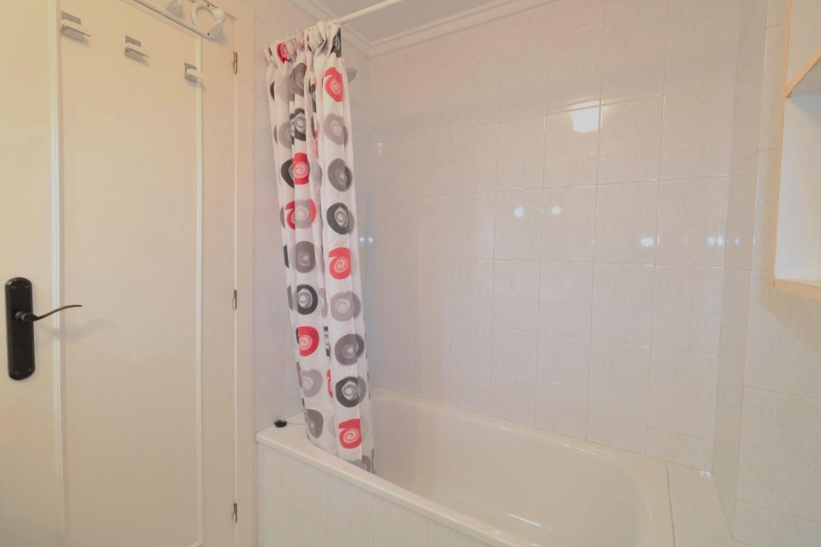 2 soverom Leilighet til salgs i Torrevieja med svømmebasseng - € 134 000 (Ref: 9892322)