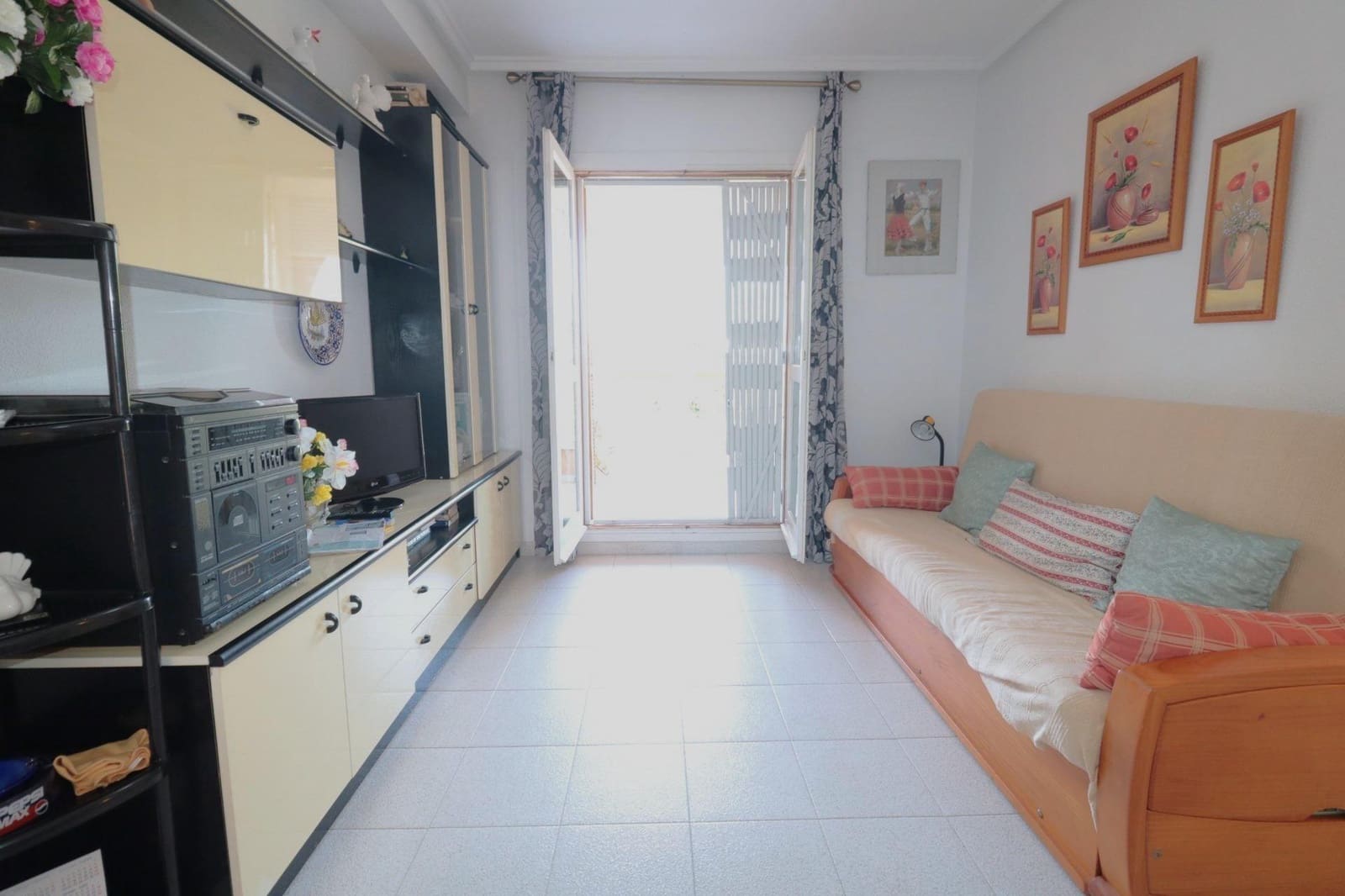 2 soverom Leilighet til salgs i Torrevieja med svømmebasseng - € 134 000 (Ref: 9892322)