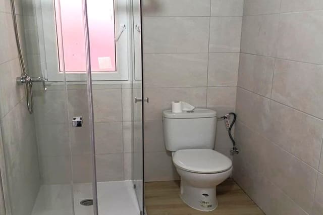 Apartamento de 3 habitaciones en El Molino, Torrevieja en venta - 130.000 € (Ref: 9892325)