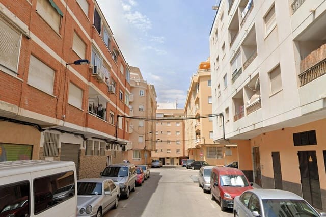 Apartamento de 3 habitaciones en El Molino, Torrevieja en venta - 130.000 € (Ref: 9892325)
