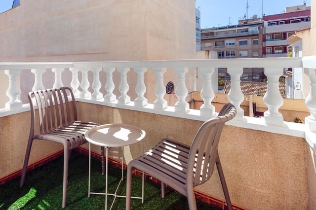 2 chambre Appartement à vendre à Puerto Deportivo, Torrevieja - 159 900 € (Ref: 9892326)