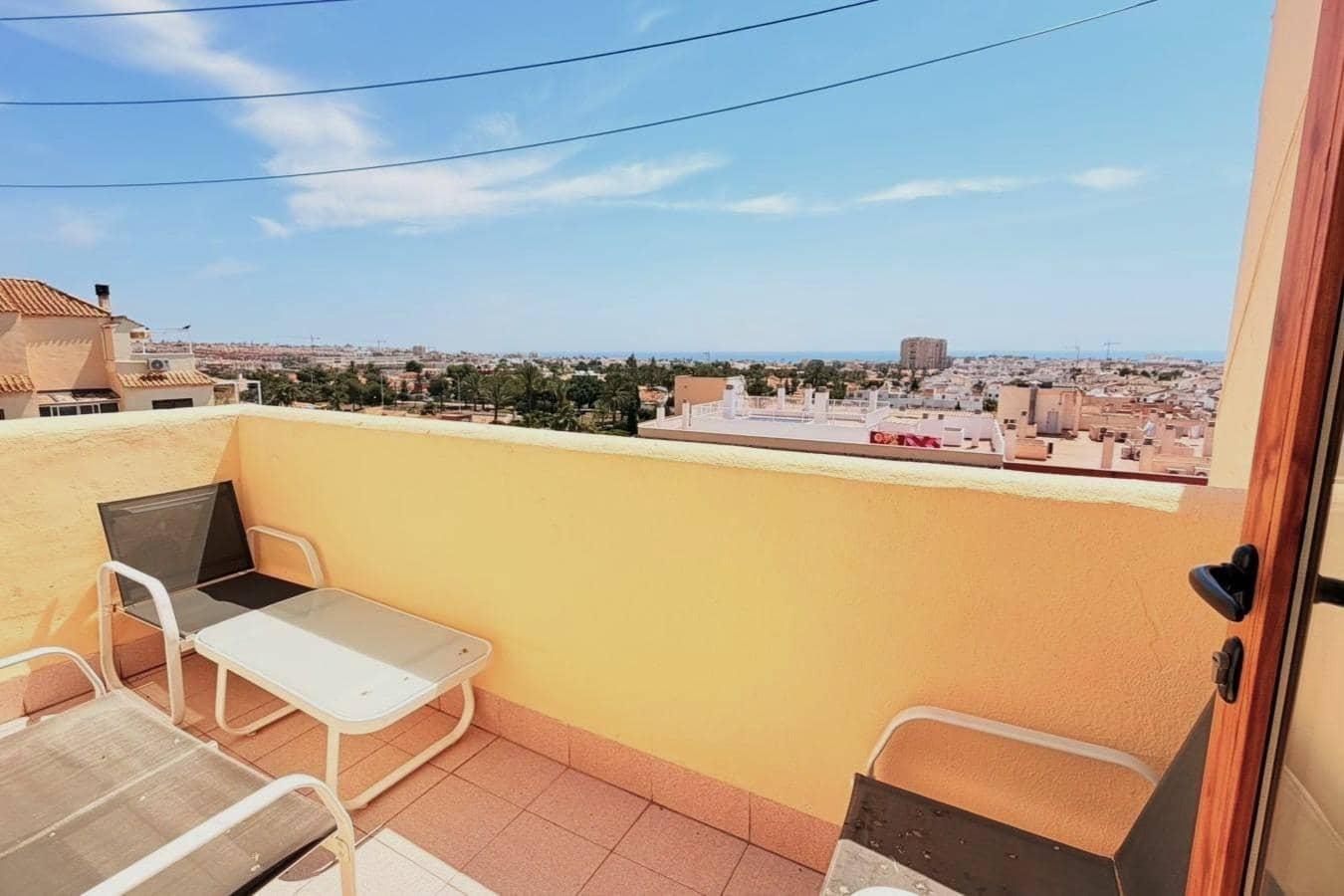 1 bedroom Penthouse for sale in Torrevieja with pool - € 117,260 (Ref: 9892327)
