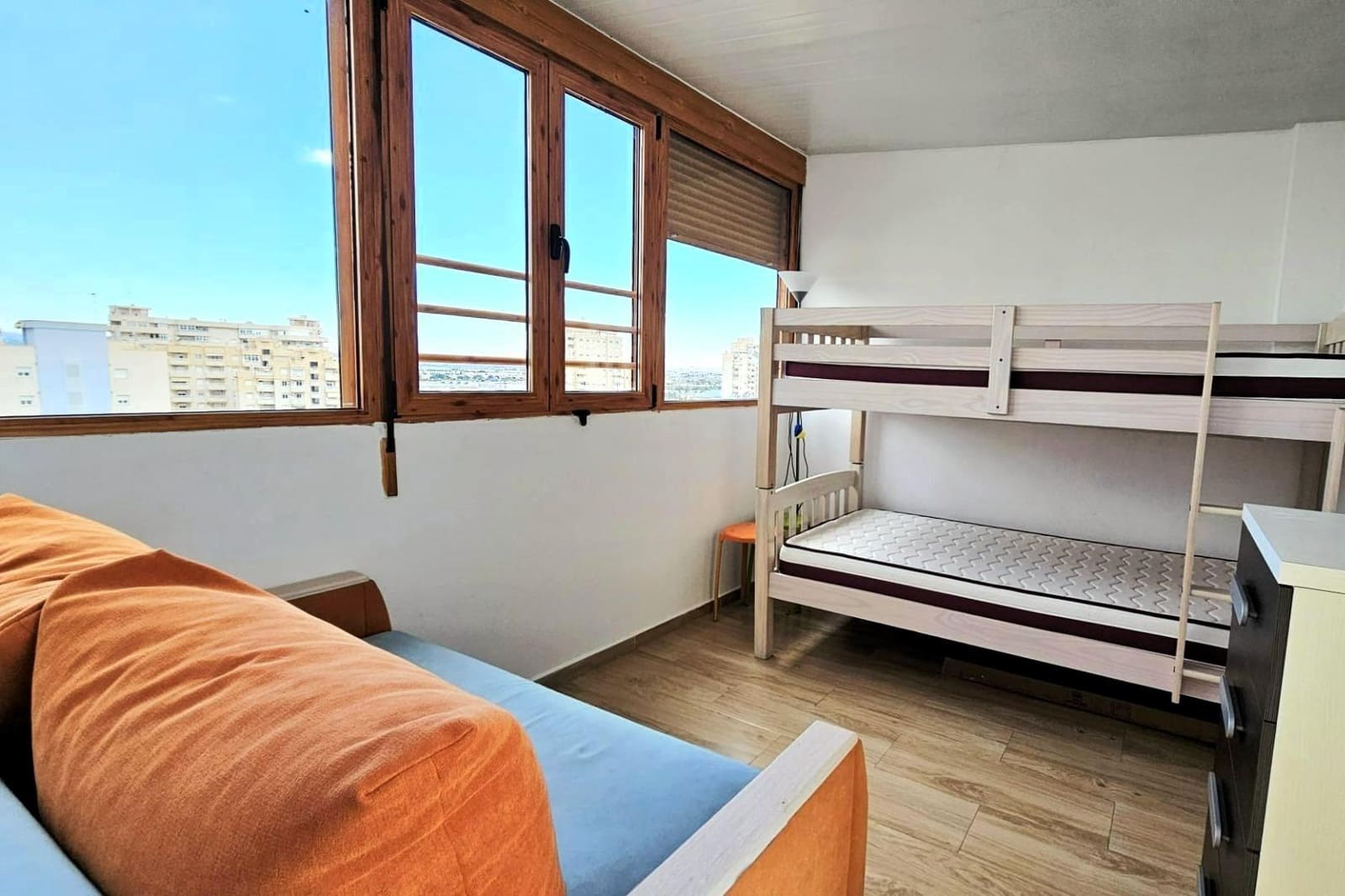 1 bedroom Penthouse for sale in Torrevieja with pool - € 117,260 (Ref: 9892327)