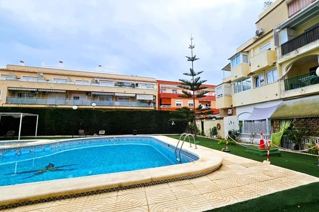 1 bedroom Penthouse for sale in Nueva Torrevieja, Torrevieja with pool - € 117,260 (Ref: 9892327)