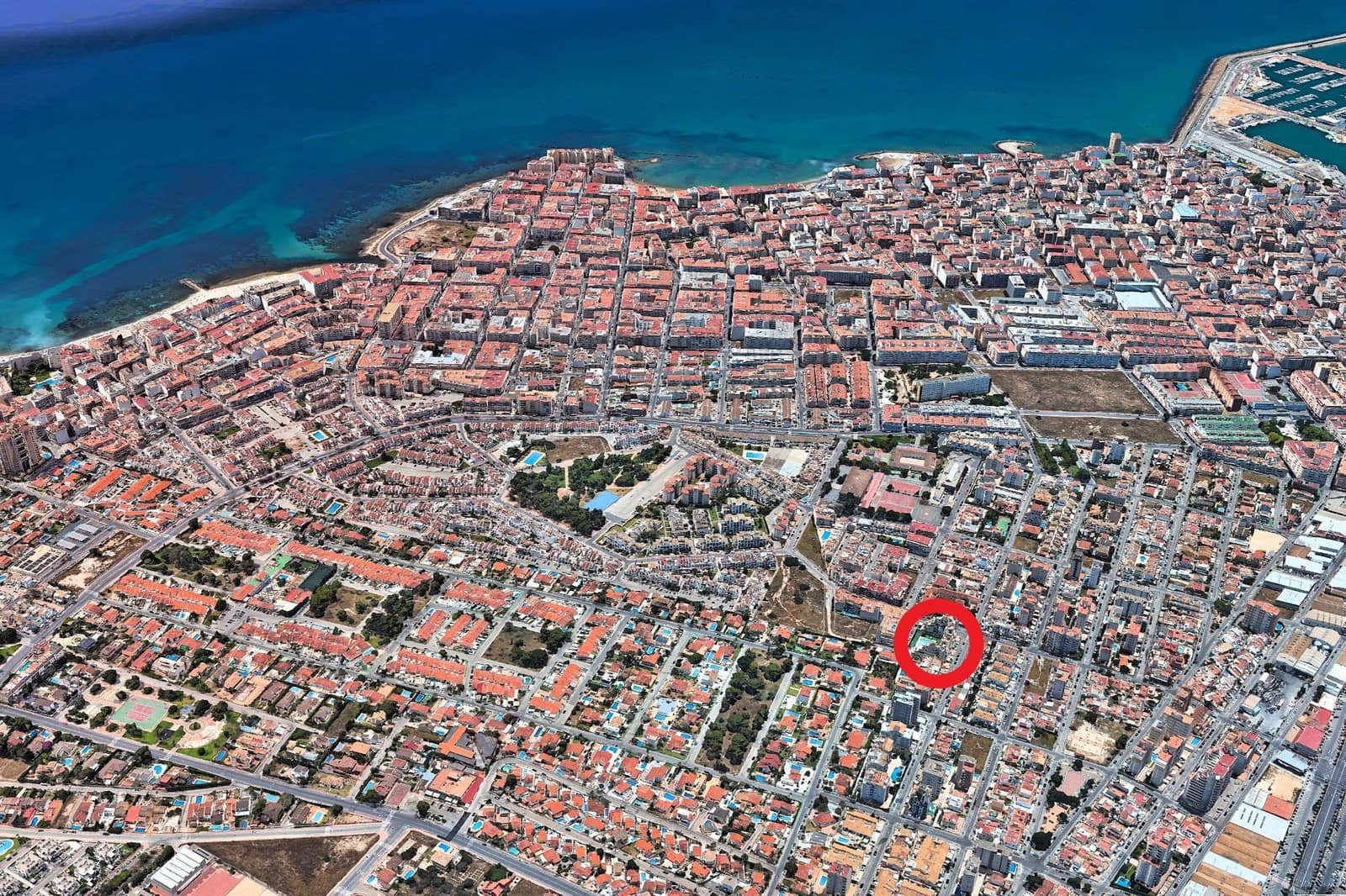 1 bedroom Penthouse for sale in Torrevieja with pool - € 117,260 (Ref: 9892327)